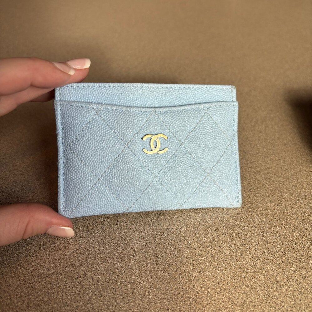 Chanel Caviar Quilted Card Holder Light Blue